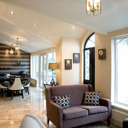 Rivermount House 킨세일 외부 사진